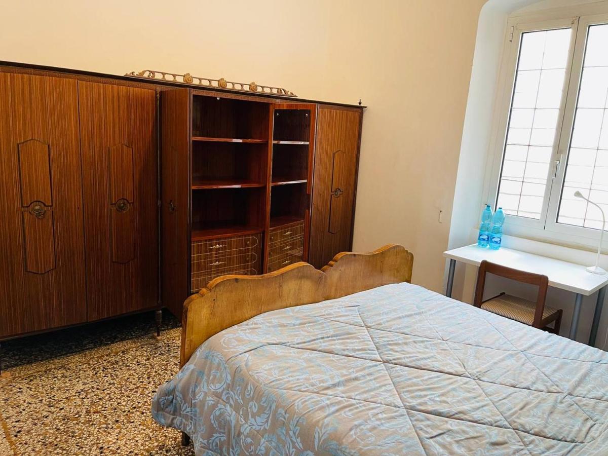 Bed and Breakfast Mh Genova Exterior foto